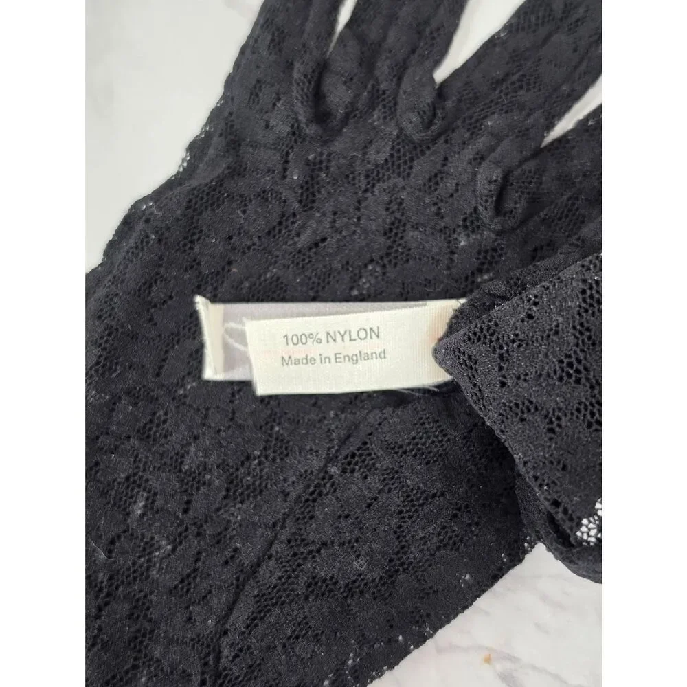 Lord & Taylor Vintage Black Lace Wrist Dress Gloves Women Accessories